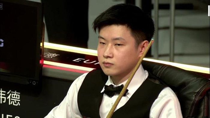 本·阿弗莱克、洛佩兹离婚后重聚2025-10-09 提离婚后首现身!